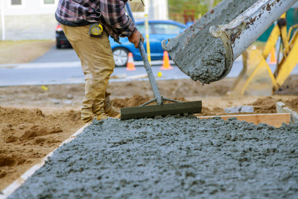 Best Commercial Concrete Contractor  in Cole Camp, MO